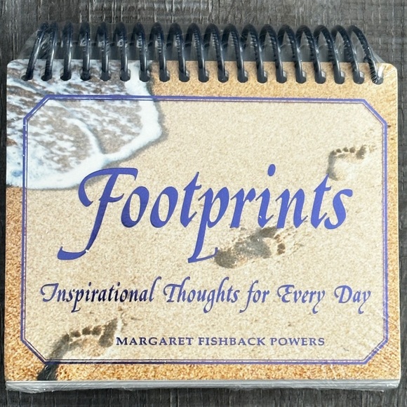 💞 New Footprints Inspirational Thoughts For Every Day - Picture 1 of 3